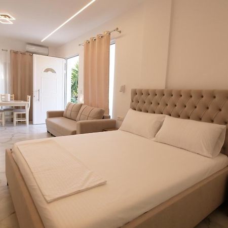 Blue Mare Apartments Саранде Екстериор снимка
