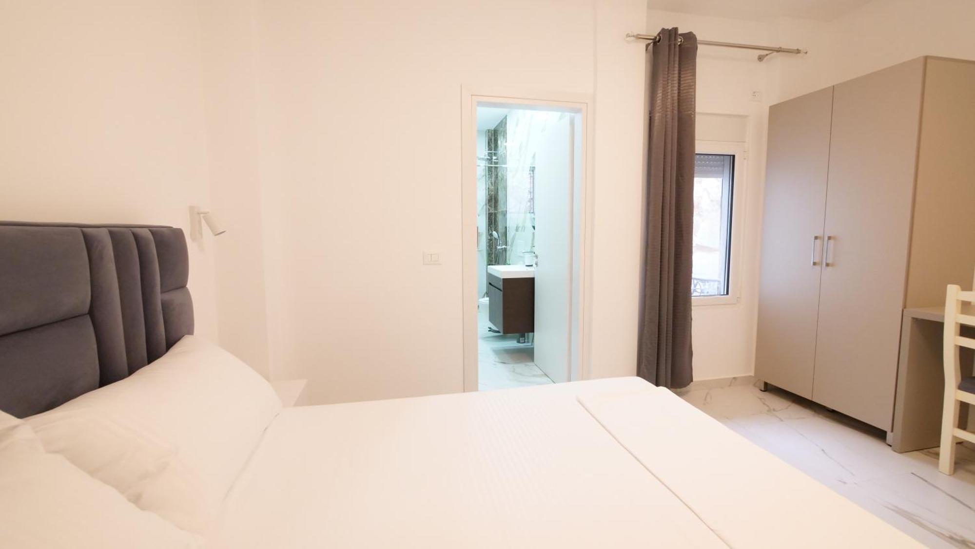 Blue Mare Apartments Саранде Екстериор снимка