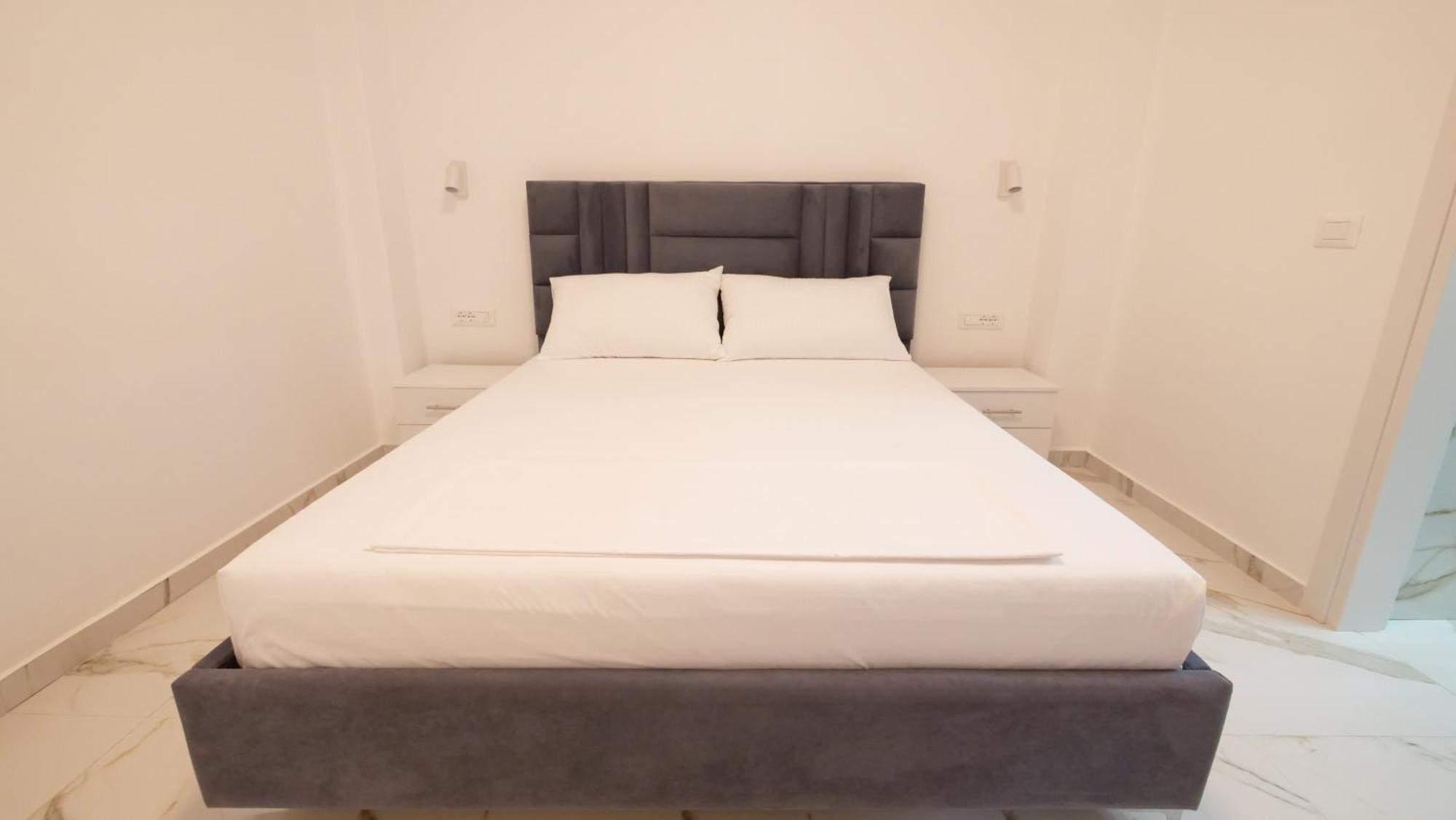 Blue Mare Apartments Саранде Екстериор снимка